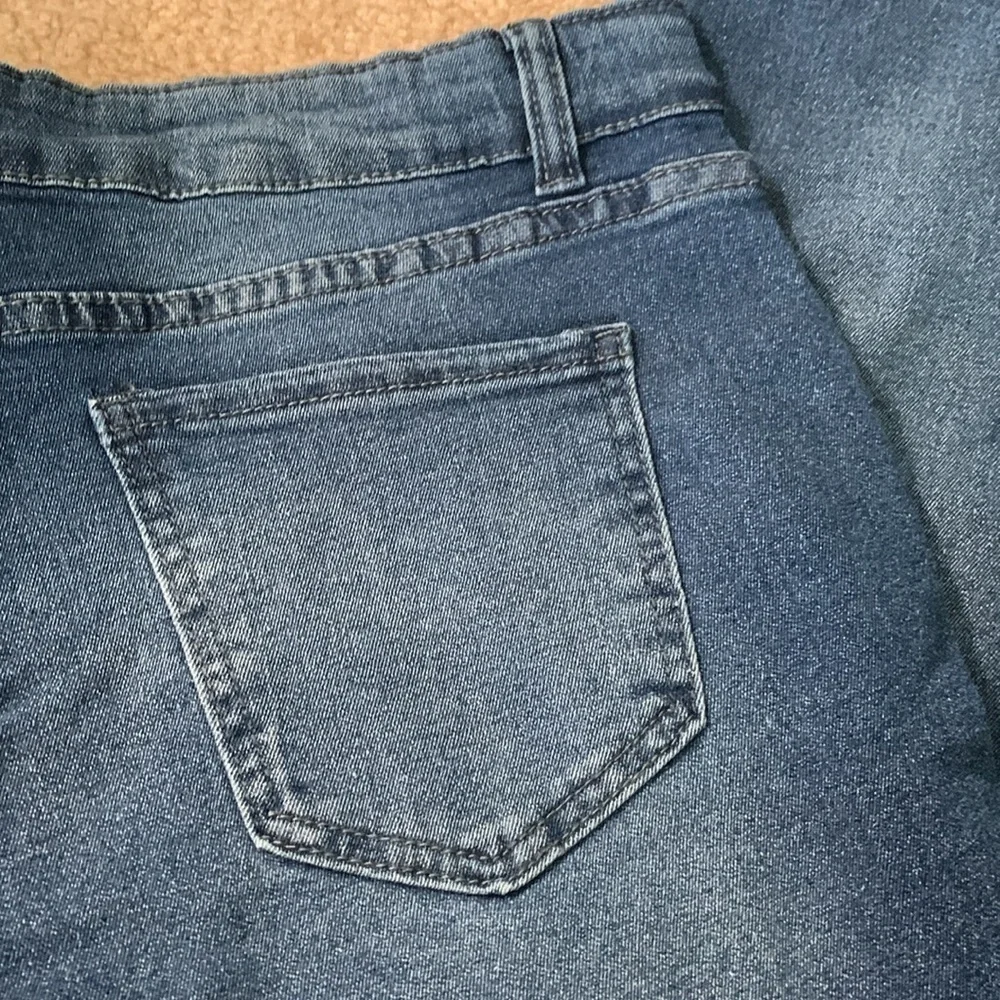 Bell Bottom Ragged Edge Jeans Size XL NWOT - Picture 4 of 4
